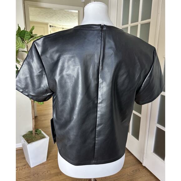 Bagatelle Collection Faux Leather Black Short Sleeve Top Size M Minimalist - Picture 4 of 8